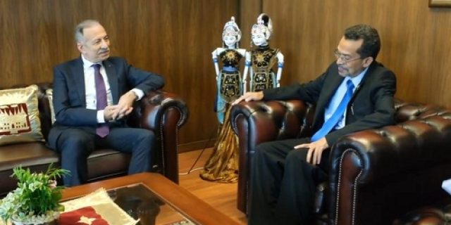 Menerima Kunjungan Kehormatan Dubes Palestina Untuk Spanyol