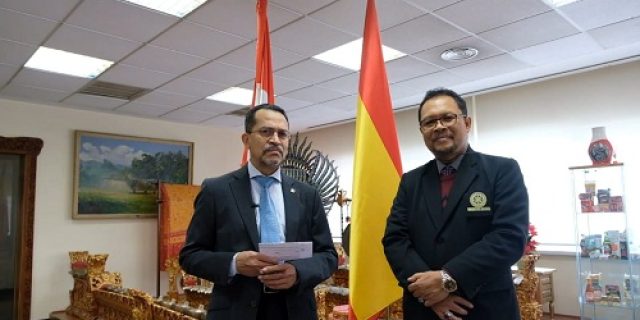 Membangun Jembatan Bali – Madrid Membangun Jembatan Bali – Madrid