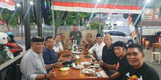 Majelis Ngopi Jogo Suroboyo Himbau Aksi Damai Tanpa Anarkis Majelis Ngopi Jogo Suroboyo Himbau Aksi Damai Tanpa Anarkis