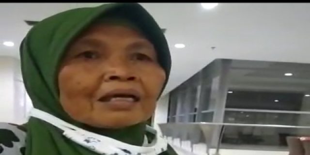 Kecanduan HP, Seorang Anak Masuk RS Kandang Sapi Solo : Mata keluar darah, kejang-kejang, mulut berbusa