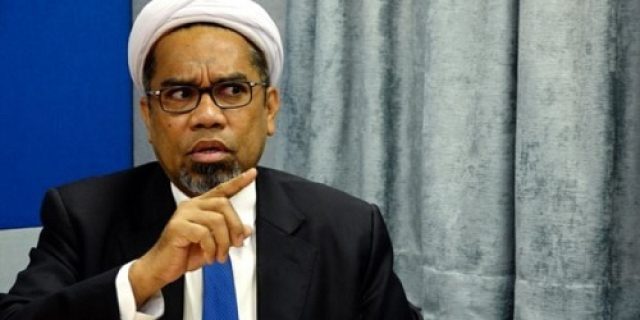 Dari Balik Pagar Istana, Ngabalin: Pendemo Sampah Demokrasi