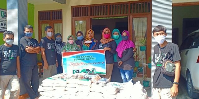 Kahmi, Forhati, Dan HMI Ngawi Gelar Bakti Sosial Peduli bencana Covid-19
