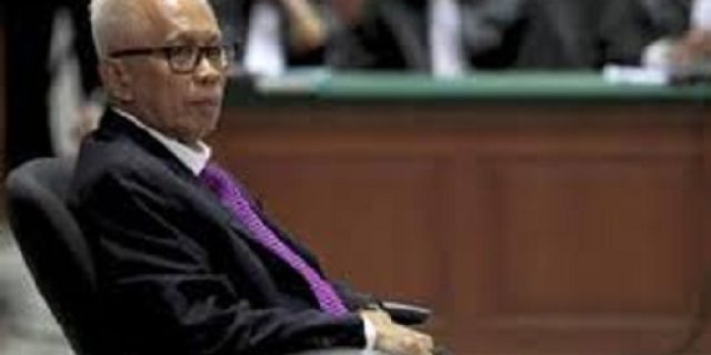 Surat Prof. OC Kaligis Dari Penjara Sukamiskin Bocor : Meminta Panglima TNI Menangkap Habib Rizieq Surat Prof. OC Kaligis Dari Penjara Sukamiskin Bocor : Meminta Panglima TNI Menangkap Habib Rizieq