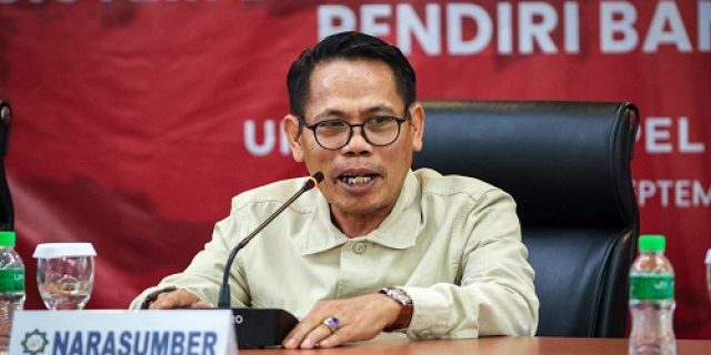 Oligarki Kembar Tiga: “Koalisi Kumpul Kebo” dan “Partai Rental” Kejahatan Ganda Partai