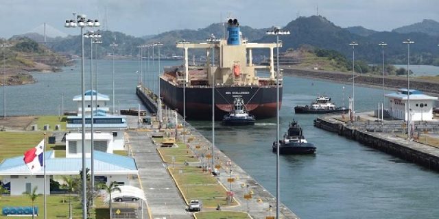 Bisakah Trump benar-benar menguasai Terusan Panama, mengganti nama Teluk Meksiko?