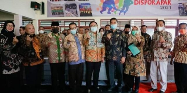 Bupati Pamekasan Baddrut Tamam Berkunjung Ke Berbagai OPD
