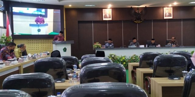 Paripurna Pendapat Akhir Fraksi Mengenai Raperda Tentang Pertanggungjawaban Pelaksanaan APBD TA 2021