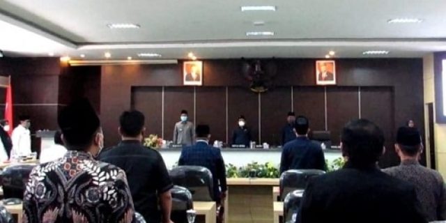 Paripurna Pendapat Akhir Fraksi Atas Raperda P-APBD TA 2021 Kabupaten Pamekasan