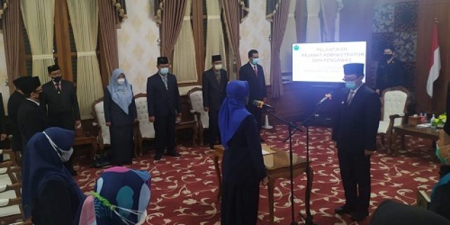 Bupati Pamekasan Lantik 14 Pejabat Administrator dan Pengawas