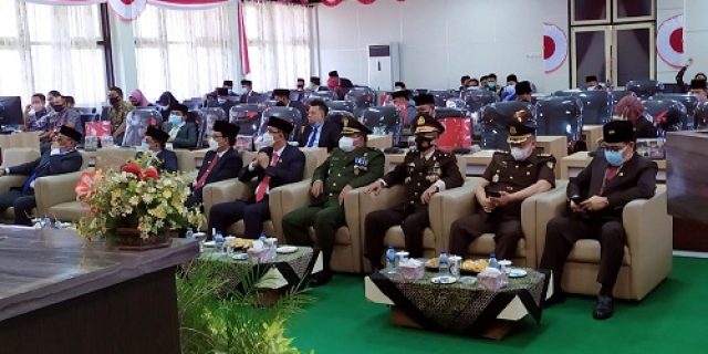 DPRD Pamekasan Gelar Rapat Paripurna Mendengarkan Pidato Kenegaraan Presiden RI
