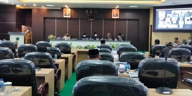 Fraksi PPP Kritisi Kinerja PDAM Dalam Paripurna PU Terhadap Perubahan RPJMD 2018 – 2023