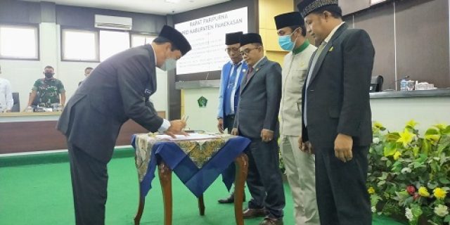 DPRD Kabupaten Pamekasan Tetapkan 3 Ranperda Menjadi Perda