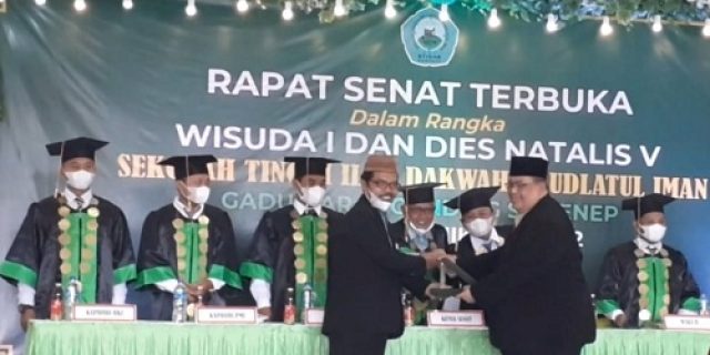 STIDAR Sumenep Gelar Wisuda I dan Dies Natalis V, Prodi PMI Dan BKI STIDAR Sumenep Gelar Wisuda I dan Dies Natalis V, Prodi PMI Dan BKI