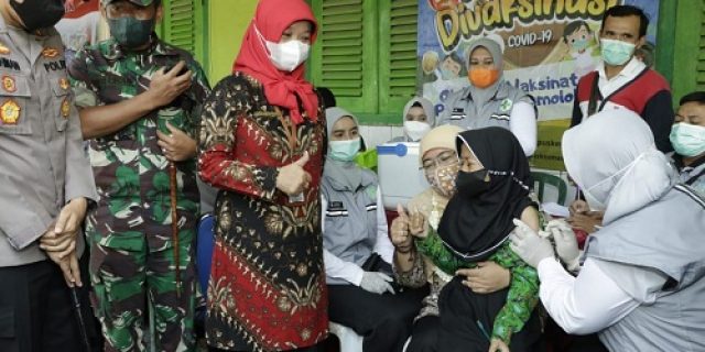 Wakil Bupati Sumenep Dewi Khalifah,Tinjau Vaksinasi Bagi Anak Sekolah