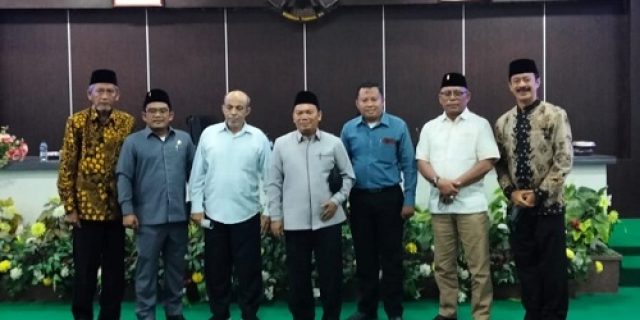DPRD Pamekasan Gelar Paripurna Penyampaian Visi Misi Calon Wakil Bupati DPRD Pamekasan Gelar Paripurna Penyampaian Visi Misi Calon Wakil Bupati