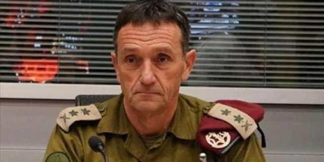 Israel akan menanggapi serangan Iran, kata panglima militer