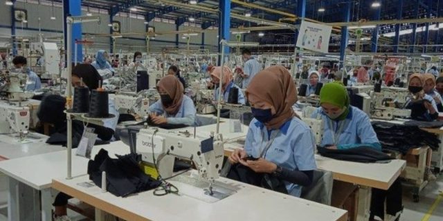 Peraturan Pemaksaan Tabungan Perumahan Rakyat Kepada Pekerja Melanggar Konstitusi: Wajib Batal Peraturan Pemaksaan Tabungan Perumahan Rakyat Kepada Pekerja Melanggar Konstitusi: Wajib Batal