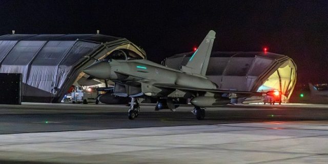 AS melancarkan serangan baru di Yaman setelah Biden berjanji akan terus memberikan tekanan AS melancarkan serangan baru di Yaman setelah Biden berjanji akan terus memberikan tekanan