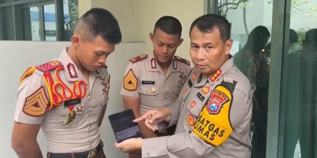 Tiga Orang Tersangka Konten Kreator Video Film Pendek Guru Tugas, Ditahan Polda Jatim