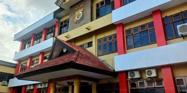 Kasus Korupsi Besar Dilidik Polda, Bupati Maluku Tenggara Taher Hanuhun Diduga Terlibat Kasus Korupsi Besar Dilidik Polda, Bupati Maluku Tenggara Taher Hanuhun Diduga Terlibat