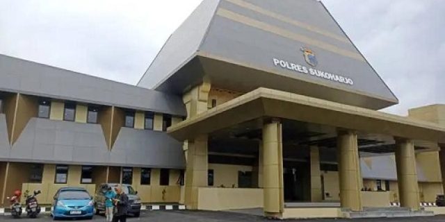 Penghentian Perkara Asri Bukan Advokat Ngaku Advokat 12 Tahun Lalu Digugat Praperadilan Penghentian Perkara Asri Bukan Advokat Ngaku Advokat 12 Tahun Lalu Digugat Praperadilan