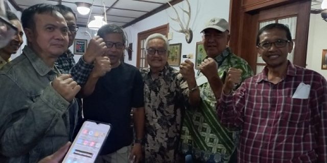 Diskusi Politik Poros Perubahan, Mudrick: Mega Bintang Siap Sebagai Lokomotif Perubahan