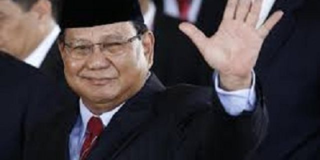 Berapa lama Prabowo di istana Presiden jika menang Pilpres 2024