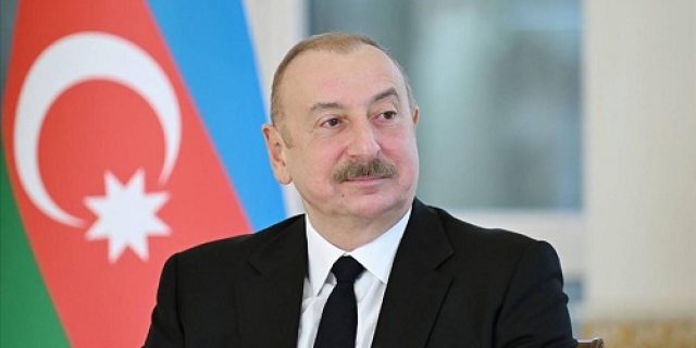 Presiden Azerbaijan memulai kunjungan kenegaraan ke Tiongkok Presiden Azerbaijan memulai kunjungan kenegaraan ke Tiongkok
