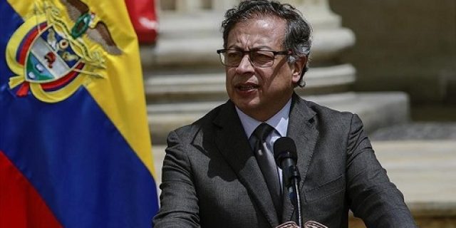 Presiden Kolombia membandingkan penderitaan warga Palestina dengan penderitaan Yesus Kristus Presiden Kolombia membandingkan penderitaan warga Palestina dengan penderitaan Yesus Kristus