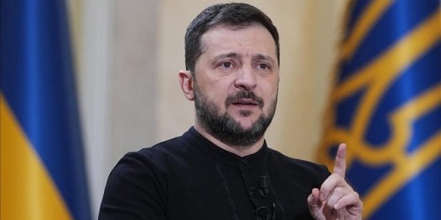 Zelenskyy mengatakan Rusia “takut dengan negosiasi langsung,” mendesak AS untuk tetap dalam proses perdamaian Zelenskyy mengatakan Rusia “takut dengan negosiasi langsung,” mendesak AS untuk tetap dalam proses perdamaian