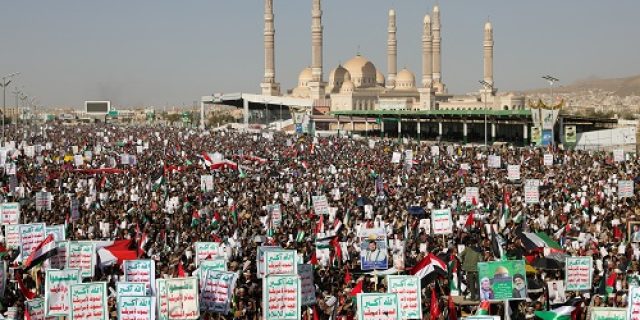 Protes besar terjadi di Yaman setelah serangan AS-Inggris