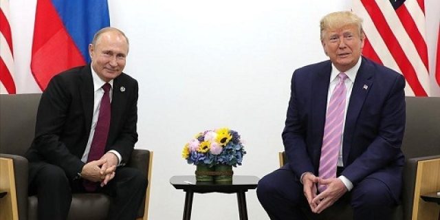 Laporan: Trump mengonfirmasi panggilan telepon dengan Putin, mengatakan pemimpin Rusia ingin perang Ukraina berakhir