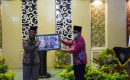 Berkunjung Ke Pamekasan, Menko Polhukam Beri Bantuan APD