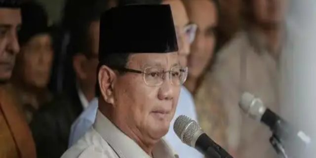 Prabowo sudah keluar dari ring, kini tinggal Jokowi dan Rakyat yang berada diatas ring