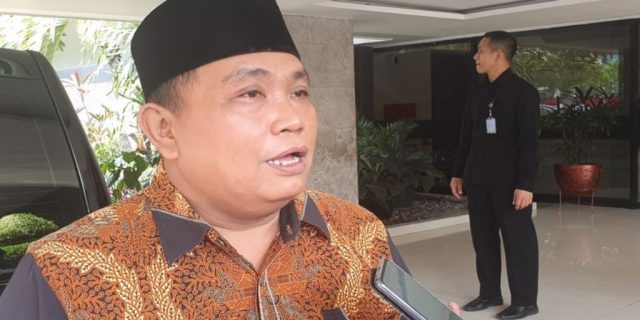 Presiden Beri Grasi Pada Koruptor, Dua Staf Khusus Presiden Dikritik Karena Tak Berani Pasang Badan