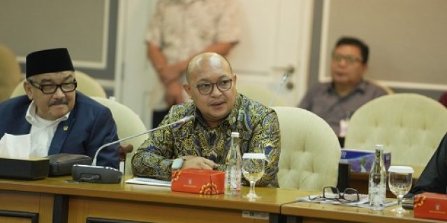 dr. Raja Faisal Apresiasi Tanggung Jawab Kapolrestabes Semarang dan Evaluasi SOP Penggunaan Senjata Api dr. Raja Faisal Apresiasi Tanggung Jawab Kapolrestabes Semarang dan Evaluasi SOP Penggunaan Senjata Api