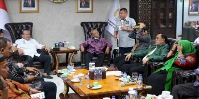 Raja dan Sultan Nusantara Siap Datangi MK, Bakal Gugat PT 20 Persen