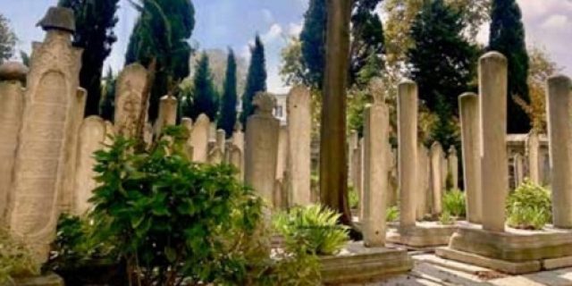 Rihlah Peradaban, Perjalanan Penuh Makna Di Turki Dan Spanyol (Seri-9): Makam Abu Ayyub al Anshari