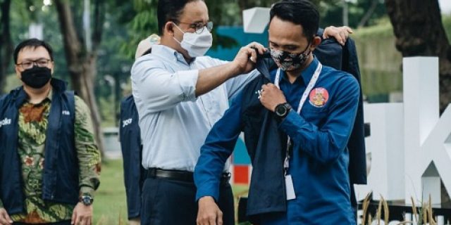 Ruang Ketiga yang Membahagiakan Rakyat