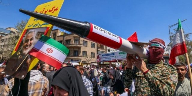 Analis Al Jazeera: Apa yang ingin dilakukan Israel setelah serangan drone dan rudal Iran?