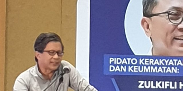 Rocky Gerung Sebut Jokowi Tidak Paham Pancasila, Bikin Politikus PDIP Marah
