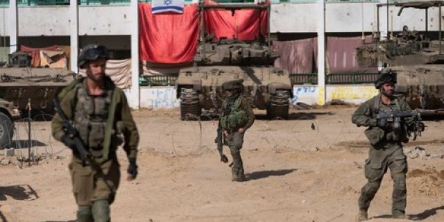 Hentikan serangan di Gaza, seru saudara perempuan sandera Israel kepada pemerintah Netanyahu Hentikan serangan di Gaza, seru saudara perempuan sandera Israel kepada pemerintah Netanyahu