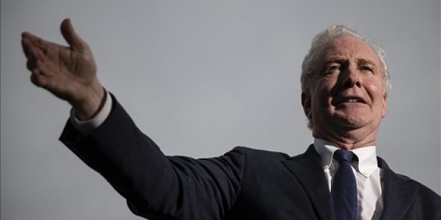 Senator AS mengecam laporan permintaan Israel atas bantuan Amerika dalam merelokasi warga Palestina dari Gaza