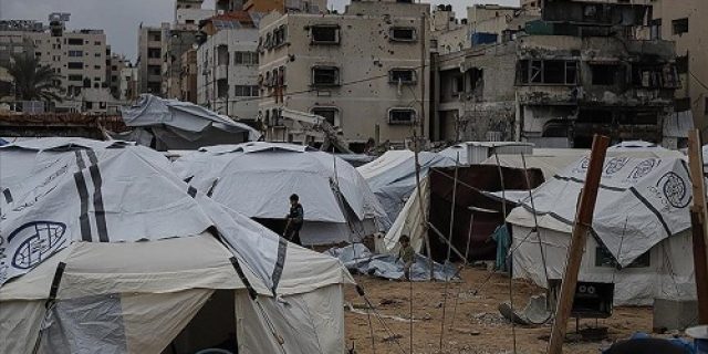 PBB: Perintah evakuasi Israel membuat warga Palestina hanya memiliki kurang dari sepertiga wilayah Gaza untuk ditinggali PBB: Perintah evakuasi Israel membuat warga Palestina hanya memiliki kurang dari sepertiga wilayah Gaza untuk ditinggali