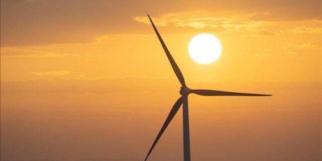 Tenaga surya dan angin secara permanen menyalip batubara domestik dalam pembangkitan listrik di Turki