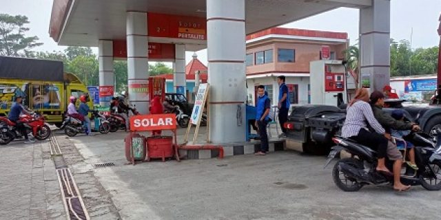 Saatnya Turunkan Harga BBM Untuk Pulihkan Daya Beli dan Stabilitas Ekonomi