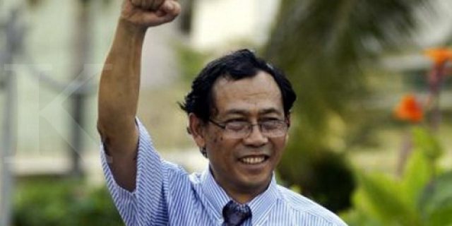 Sri Bintang Pamungkas: Indonesia Saat-Saat Terakhir, The Criminal of War..Rusia Menang..