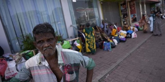Terjebak Hutang China, Sri Lanka Bangkrut dan Mulai Tutup Perlahan