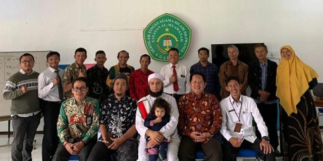 STAI Siliwangi Gelar Diskusi Pengembangan Sektor Pertanian di Kabupaten Garut STAI Siliwangi Gelar Diskusi Pengembangan Sektor Pertanian di Kabupaten Garut