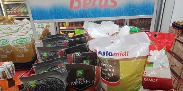 Langka, Pembelian Beras Di Toko Ritel Mulai Dibatasi, Anthony Budiawan: Sejak Tahun 1960-an, Baru Kali Ini Terjadi Lagi Penjatahan Pangan